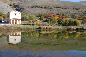 S.Stefano di Sessanio: S.Maria in Lago ( E. Rainaldi)